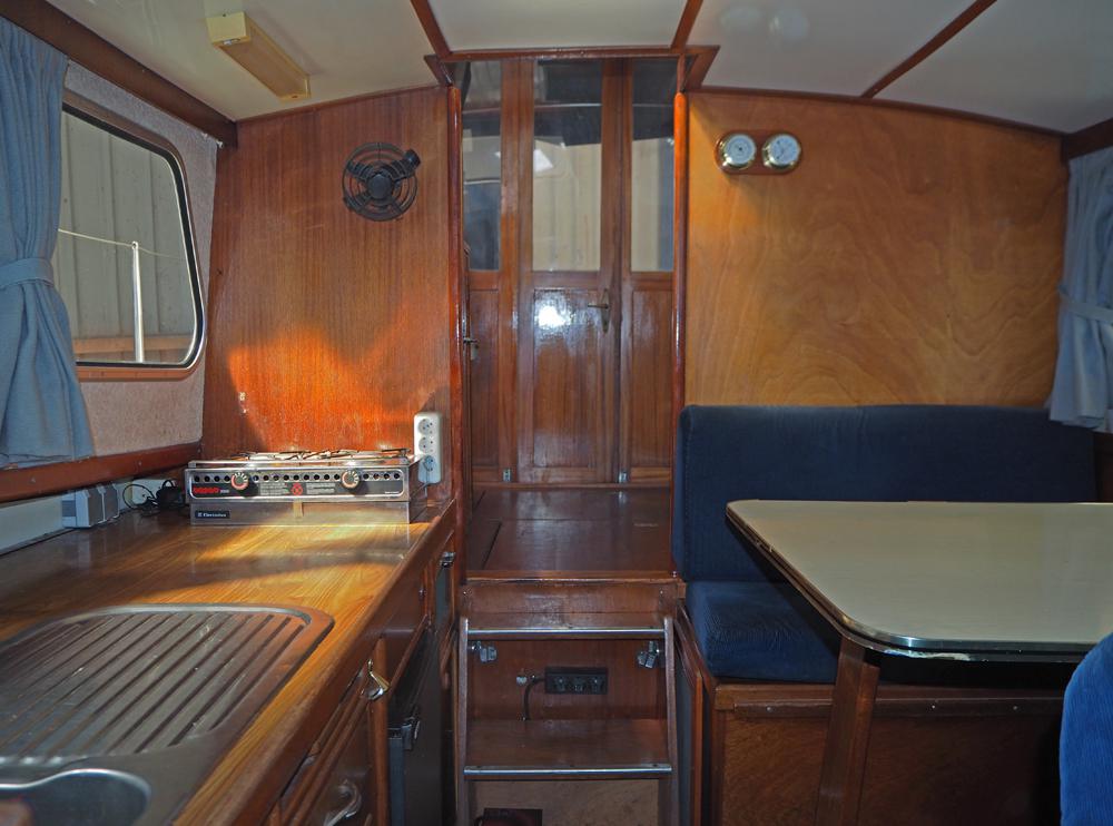 Fore ship, Accommodation